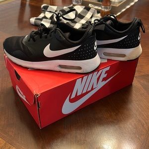 Women’s Nike Air Max